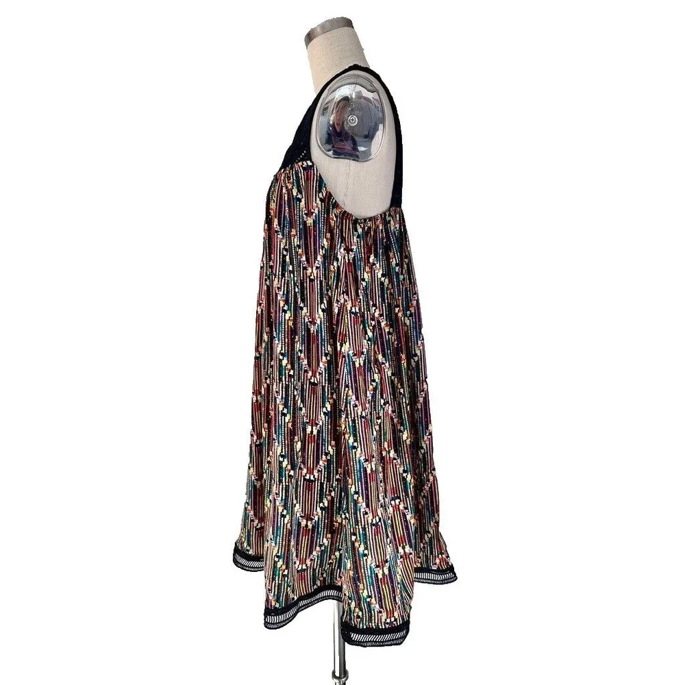 Molly Bracken Dress Abstract Print  Sleeveles Lattice Lace Details‎ Size S NEW